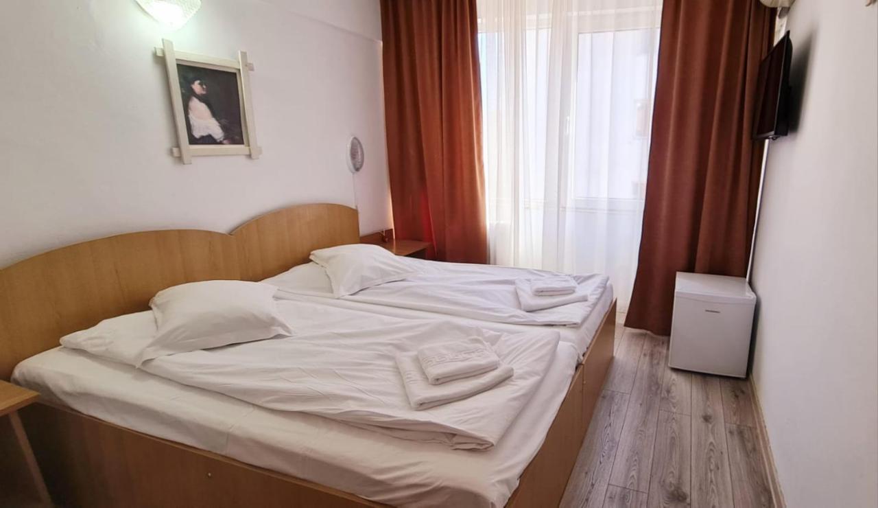 Hotel Victoria Iasi Eksteriør billede