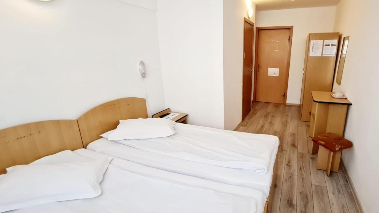 Hotel Victoria Iasi Eksteriør billede