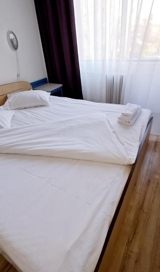 Hotel Victoria Iasi Eksteriør billede